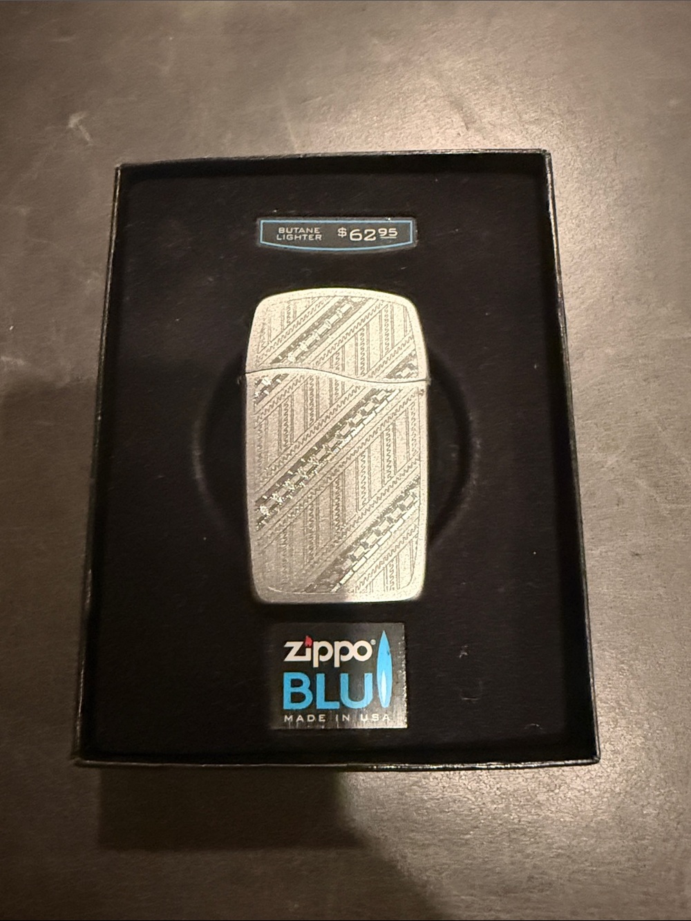 ZIPPO BLU LASER ENGRAVED CHROME LIGHTER